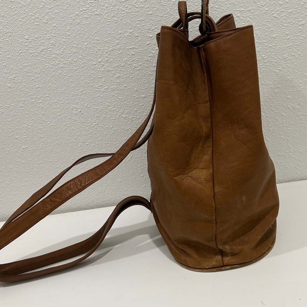 Boulder Ridge Chestnut Leather Backpack - Picture 7 of 14